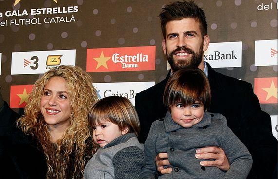 ޕީކޭ އާއި ޝަކީރާ ޗުއްޓީ ހޭދަކުރަން ރާއްޖެ އަށް!