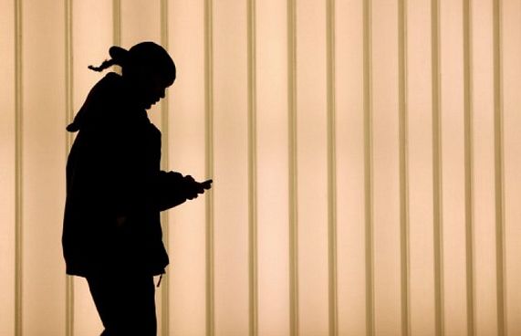 އިންޓަނެޓް ހެޔޮކުރީ އާ އޮޕަރޭޓަރުން ނުގެންނަގޮތަށް