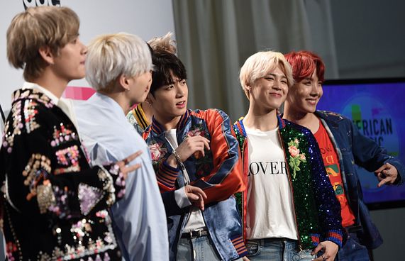 ބީޓީއެސްގެ ވޯލްޑް ޓުއާ އަންނަ އެޕްރީލް މަހު ފަށަނީ