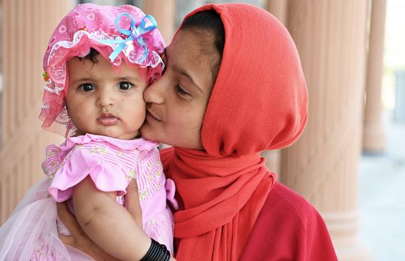 އަފްޣާނިސްތާނު މީހުންގެ އައިޑީކާޑަށް މަންމަގެ ނަން