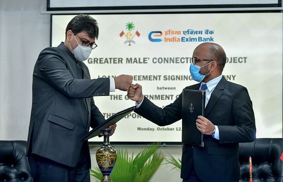 ބްރިޖް މަޝްރޫއަށް 400 މިލިއަން ޑޮލަރުގެ ލޯނެއް