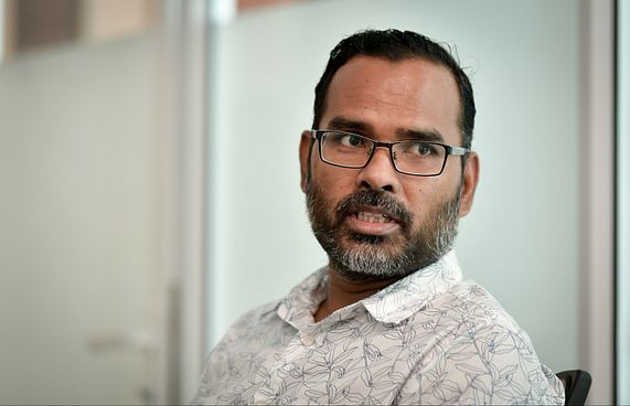 ފައިސަލް: ޕްލޭނަކާ އެކު ބަދަލުތަކާ ދިމާލަށް