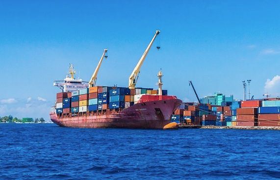 އަމްރު ވިދާޅުވަނީ ކޮޗިން ފެރީ "ޗޮކުން" ނުދާކަމަށް