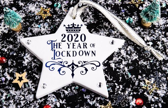 ކޮލިންސްގެ އަހަރުގެ ލަފުޒަކީ "ލޮކްޑައުން"