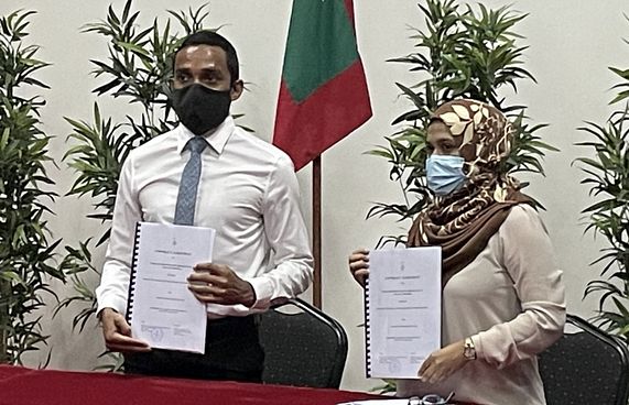 އައްޑޫގައި ޑީޓޮކްސް ސެންޓަރެއް ހަދަން ރެއިންބޯއަށް ދީފި
