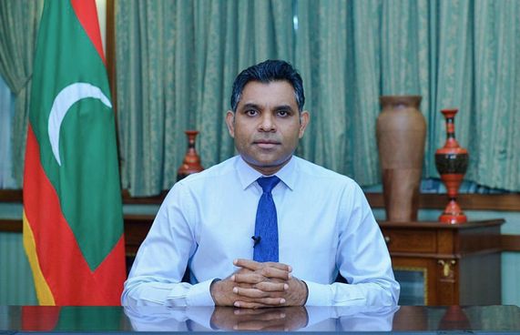 އަނިޔާލިބޭ އަންހެނުންނަށް އެކަށީގެންވާ އެހީއެއް ނުލިބޭ
