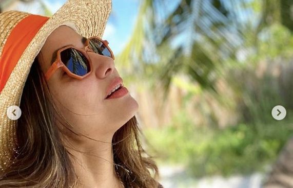 ހީނާ މި ފަހަރު ފުރަވެރީގައި