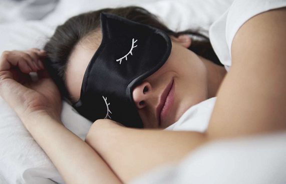 ގޮދަޑި ރިވިއުކުރަން ނިދާނެ މީހަކު ހޯދަނީ