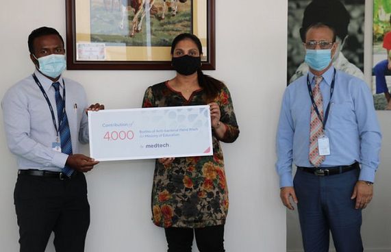 މެޑްޓެކްއިން 4،000 ހޭންޑްވޮޝް ހަދިޔާކޮށްފި