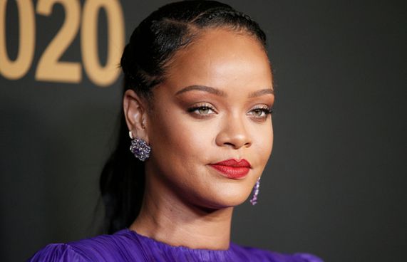 ޓްވީޓަކާ ހެދި އިންޑިއާގައި ރިއާނާ ހަވަރަށް!