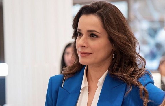 ނީލަމް ލިލީ ބީޗް ރިސޯޓްގައި