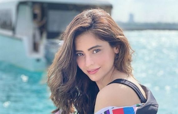 ކަޝިޝް ވެސް ރާއްޖޭގައި