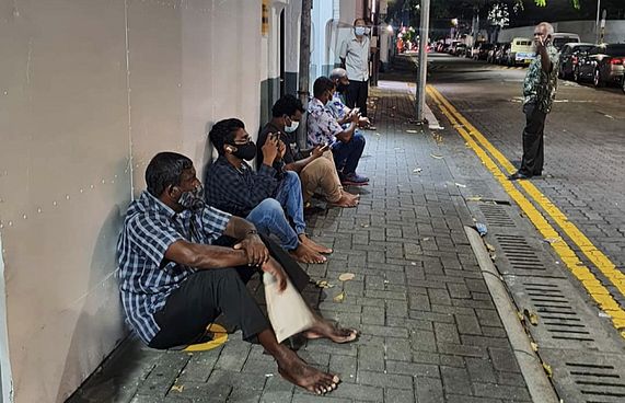 އިންޑިއާ ވިސާ ކިއު ނަންބަރު ފޯނު މެދުވެރިކޮށް