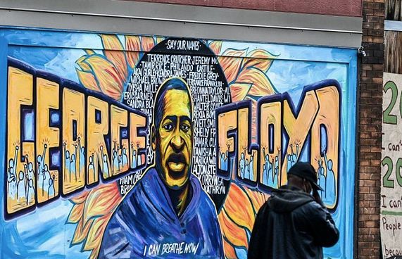 މިނިއާޕޮލިހުން ފްލޮއިޑުގެ އާއިލާއަށް 27މިލިއަން ޑޮލަރު