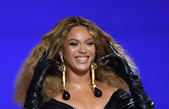 ގްރެމީން ބިޔޯންސޭ އަށް ރެކޯޑެއް