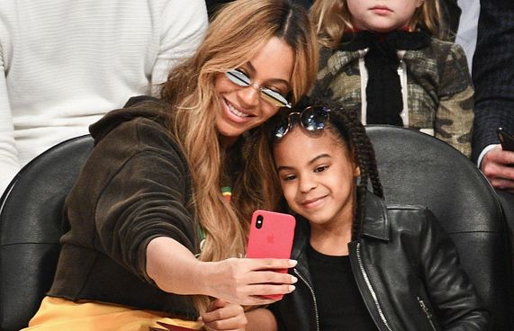 ބިޔޯންސޭގެ ރެކޯޑާ އެކު ދަރިފުޅަށް ވެސް ގްރެމީއެއް