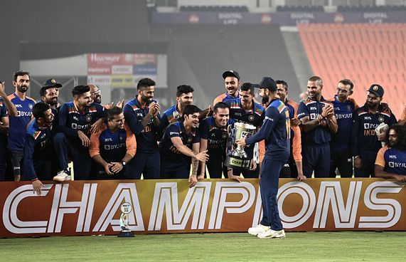 އިންޑިއާ ޓީޓްވެންޓީ ސީރީސް ކާމިޔާބުކޮށްފި