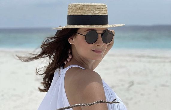 ބަތަލާ ދިއާ މިރްޒާ ރާއްޖޭގައި