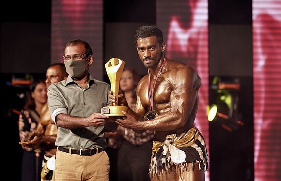 މިސްޓަ މޯލްޑިވްސްގެ މަގާމު ޔާމްބެ އަށް