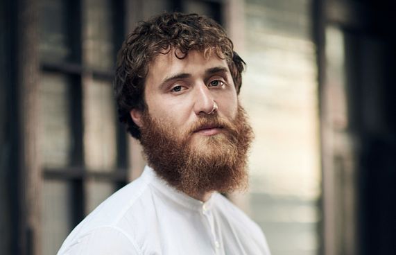 ޗެރިޓީއަކަށް އެވަރެސްޓް ފަރުބަދަ އަށް އަރަނީ