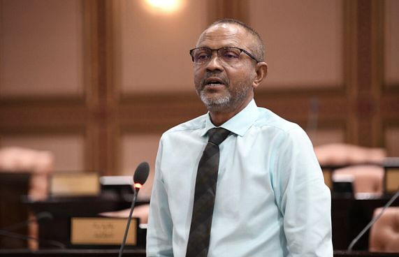 ދެ ރައީސުންގެ ވެސްް ހުސައިންގެ އުފާވެރި ހަނދާންތަކެއް