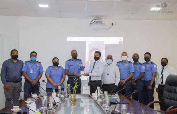 ދެކުނު ޕޮލިސް ކޮމާންޑަރަކަށް އާތިފް