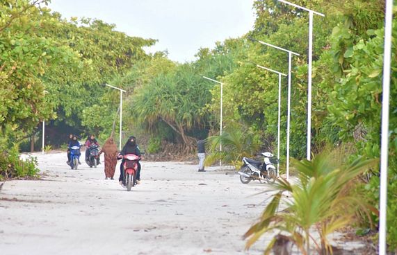 ޓޫރިޒަމަށް ގޮއިދޫން 275،000 އަކަފޫޓުގެ ބިން ދެނީ