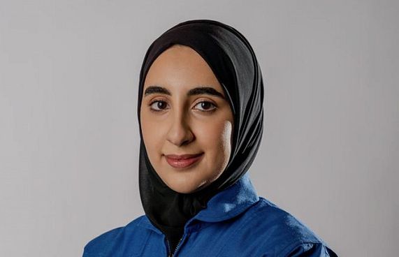 ނޫރާ: ފުރަތަމަ އަރަބި އަންހެން އެސްޓްރޮނޯޓް