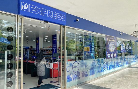 ރޯދަމަހަށް ބޭނުންވާ ތަކެތި އެމްޔޫ ސްޓޯރުގައި