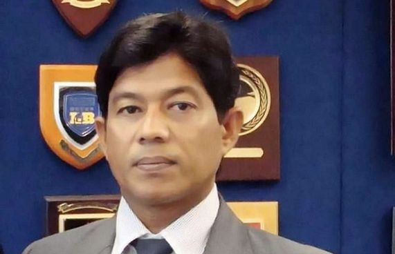 ސުޕްރީމް ކޯޓު ހުކުމާއެކު އަދުނާން ފުލުހުންގެ ވަޒީފާއަށް