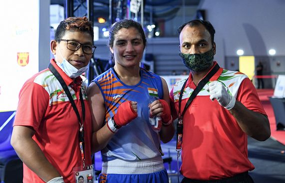 ޔޫއޭއީގެ އެހީ އިންޑިއާ އަށް ތަފާތު ގޮތަކަށް