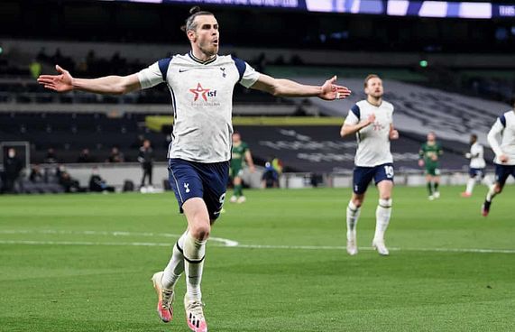 ބޭލްގެ ހެޓްރިކުން ސްޕާސް ގަދަ ހަތަރެއްގެ އުންމީދުގައި