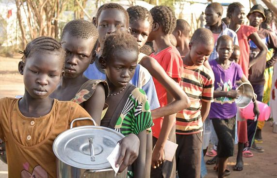 ސޫދާންގެ 40 މިލިއަން މީހުން ބަނޑަށް ޖެހެނީ