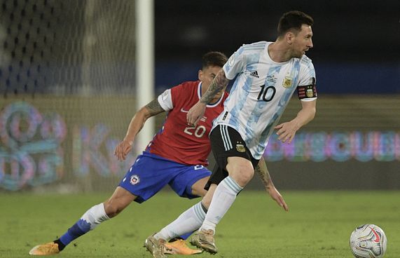 ޗިލީން އާޖެންޓީނާ ހިފަހައްޓައިފި