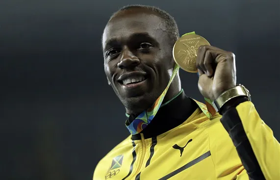 ބޯލްޓަށް މި ފަހަރު އެއްމާބަނޑު ދެ ފިރިހެން ކުދިން