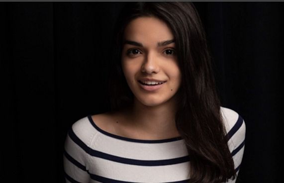 "ސްނޯ ވައިޓް" ގެ ރޯލު ރެޗަލް އަށް