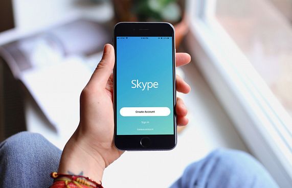 ސްކައިޕް އެއްފަރާތްކޮށް ޓީމްސް ކުރިއަށް ނެރެނީ