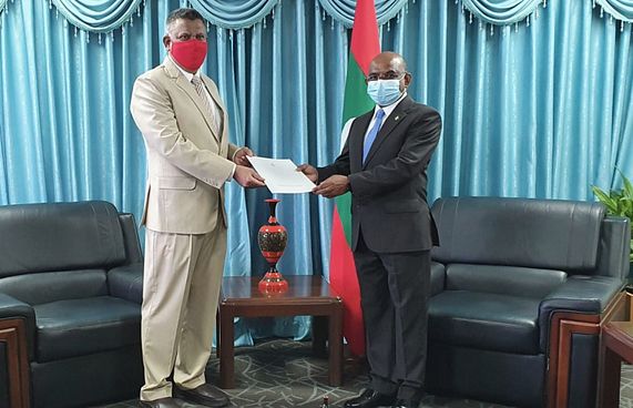 ދެ ގައުމަކުން އޮނަރަރީ ކޮންސުލުން އައްޔަންކޮށްފި