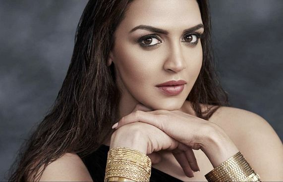 އީޝާ ފިލްމު ކުންފުންޏެއް ހަދައި ޕްރޮޑިއުސަރަކަށް