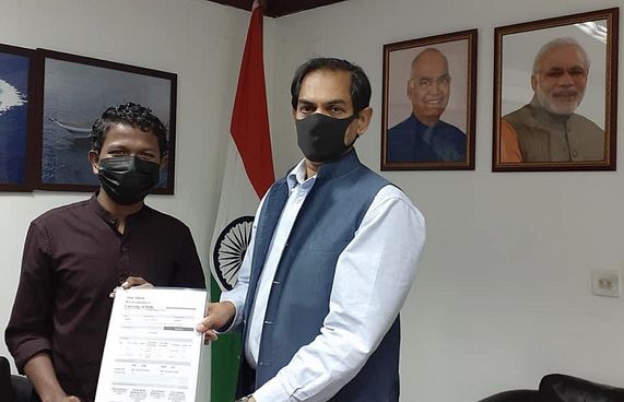 އިންޑިއާގެ ސްކޮލަޝިޕަށް ދިވެހި 10 ދަރިވަރަކު ހުށަހެޅި