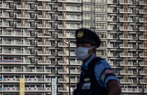 ގިނަ އެތުލީޓުންތަކެއް ޖަޕާނުގެ ގާނޫނާ ހިލާފުވެއްޖެ