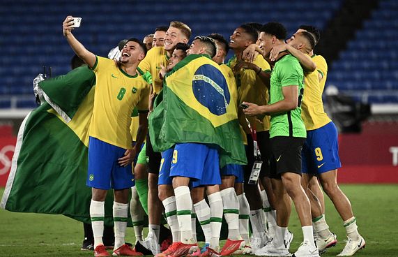 ސްޕެއިން ބަލިކޮށް އޮލިމްޕިކް ގޯލްޑް ބްރެޒިލަށް