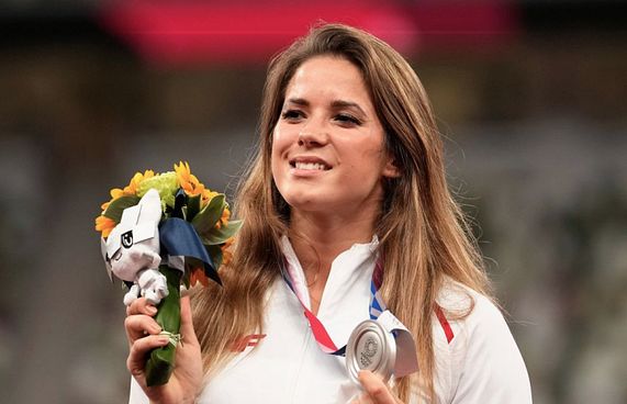 ކުއްޖަކަށް އެހީވާން އޮލިމްޕިކް މެޑަލް ވިއްކާލައިފި