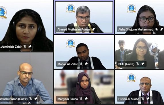 ދިފާއީ ހެއްކަށް ފުރުސަތު ނުދީ އޮތުމުން ބެންޗްގެ ސުވާލު