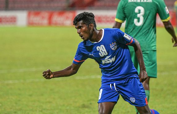 ޕޮއިންޓެއް ނުލިބި މާޒިޔާއިން މުބާރާތް ނިންމާލައިފި