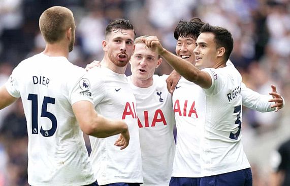 ނުވަ ޕޮއިންޓް، ތިން މޮޅު، ކްލީންޝީޓް ސްޕާސް އެއްވަނަ