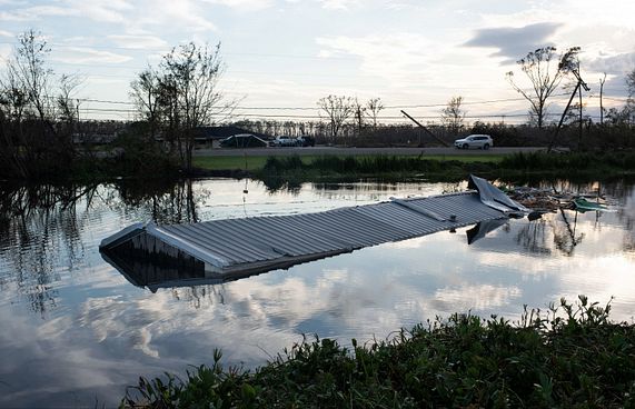 އައިޑާ ތޫފާނަށް ފަހު ފެންބޮޑުވުމުގެ ހާދިސާތައް