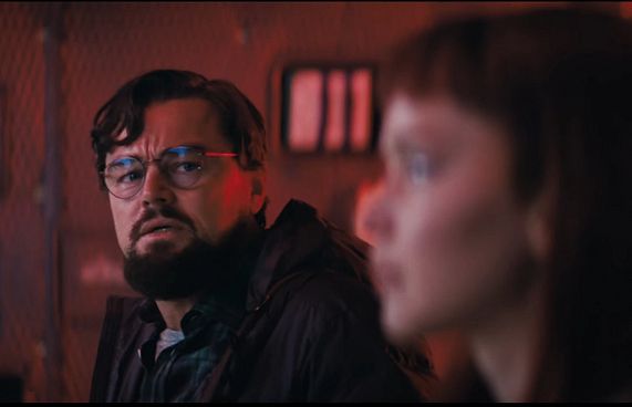 ލިއޮނާޑޯގެ "ޑޯންޓް ލުކް އަޕް" ގެ ޓްރެއިލާ