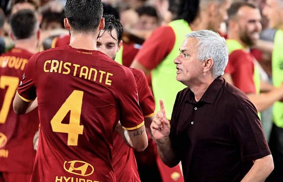 މޮރީނިއޯގެ 1،000 ވަނަ މެޗުން ރޯމާ މޮޅުވެއްޖެ