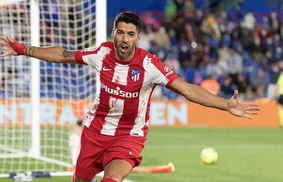 ސުއަރޭޒްގެ ދެ ލަނޑުން އެތުލެޓިކޯ އެއްވަނަ އަށް